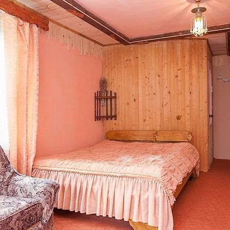 Schedryk Hotel Mikulicsin Kültér fotó