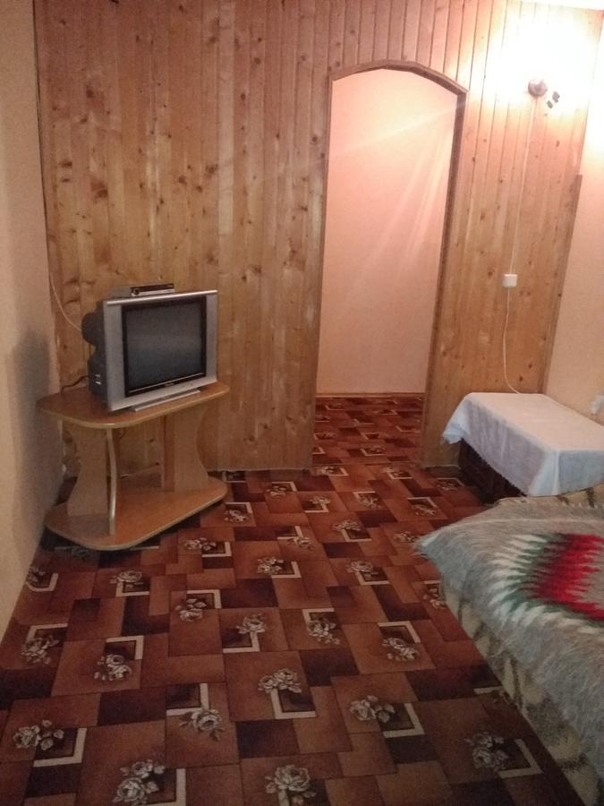 Schedryk Hotel Mikulicsin Kültér fotó